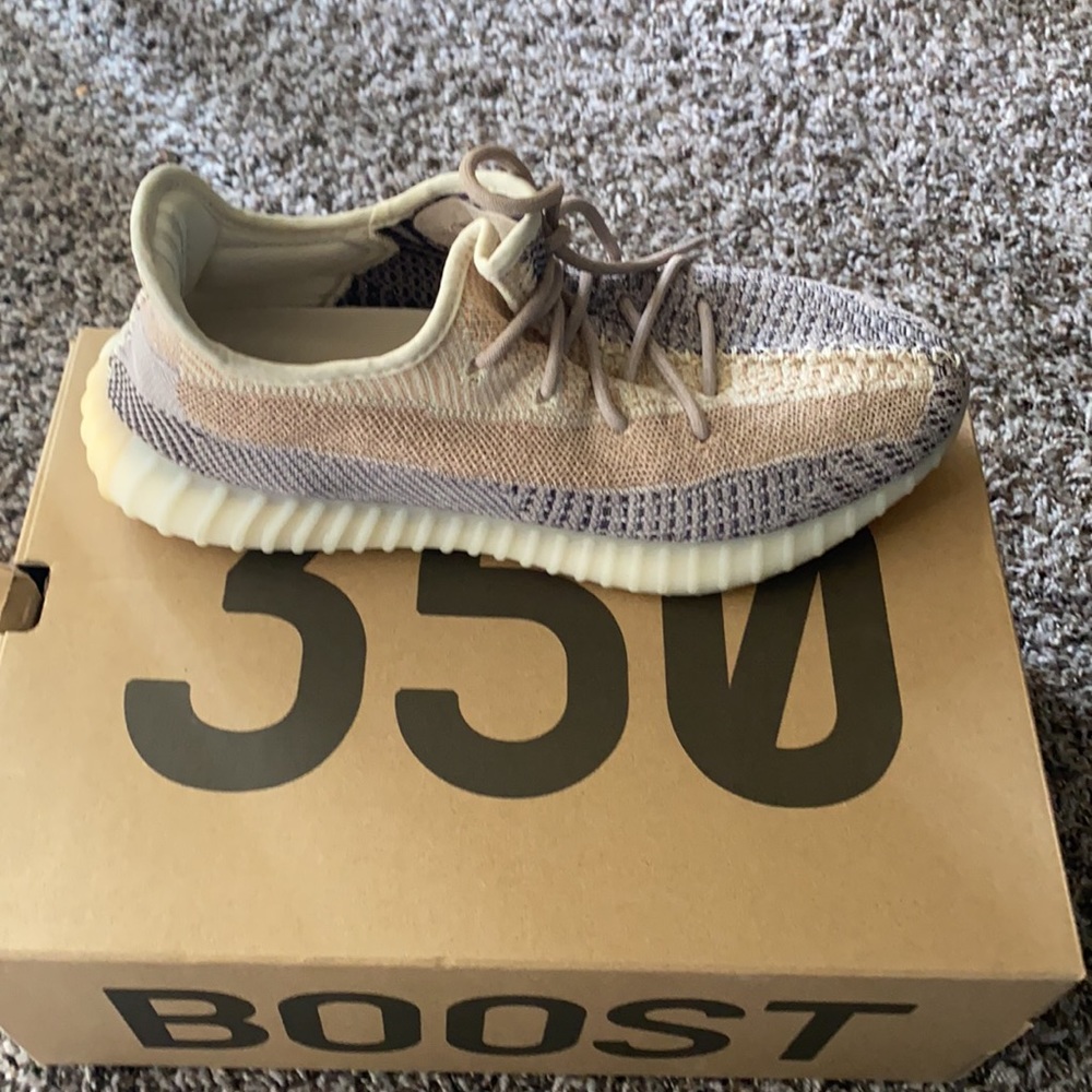 Adidas Yeezy Boost 350 - Picture 3 of 6